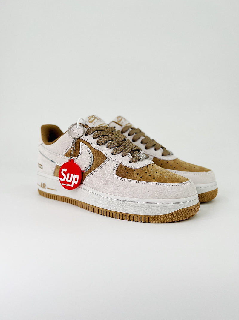 Air Force 01 x Supreme
